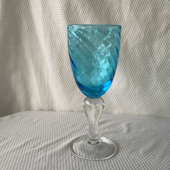 Hand Blown Aqua Blue 14 oz Wine Glass in an optic swirl pattern and clear stem - Picture 3 of 6